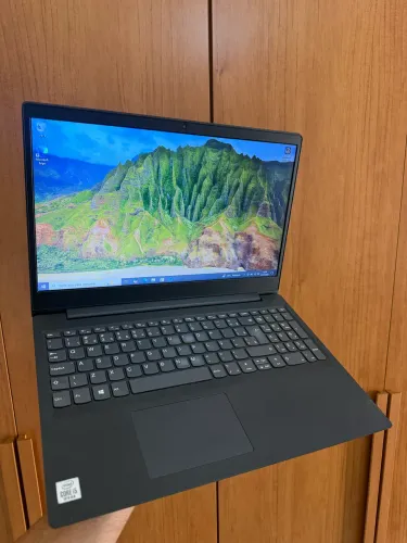 Notbook lenovo core i5 10 geração 12gb ssd 256 tela 15.6 teclado alfa numérico
