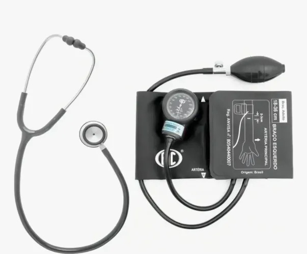 Kit de equipamentos de saúde Bic estetoscópio e esfigmomanômetro