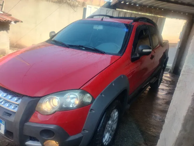Fiat Strada Adventure1.8/ 1.8 Locker Flex CD 2012