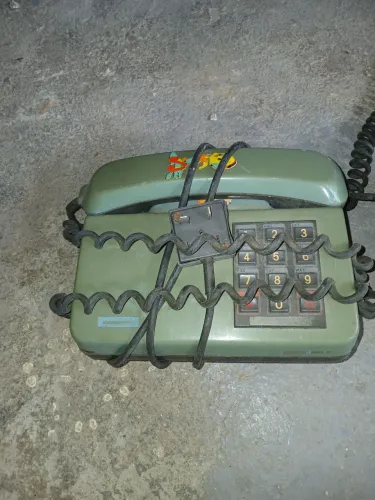 Telefone antigo