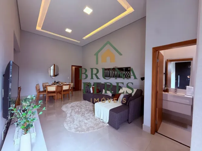 Casa em condomínio à venda, 140m², 3 Dorm - 1 Suíte, Lavabo, Quintal, 2 vagas, Park Gran R