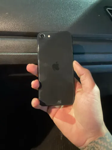 iPhone SE 2 geração funcionando tudo 
