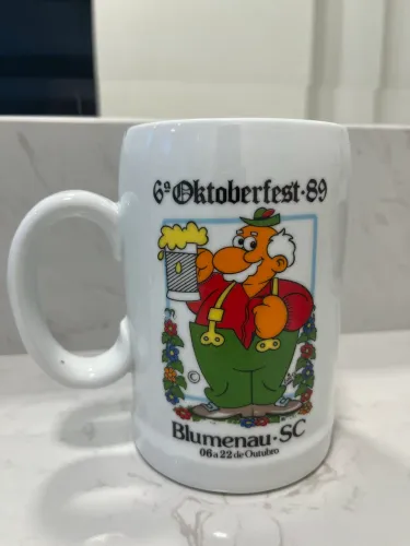 Caneca de chopp Oktoberfest Blumenau 6ª edição 1989 - porcelana Schmidt 