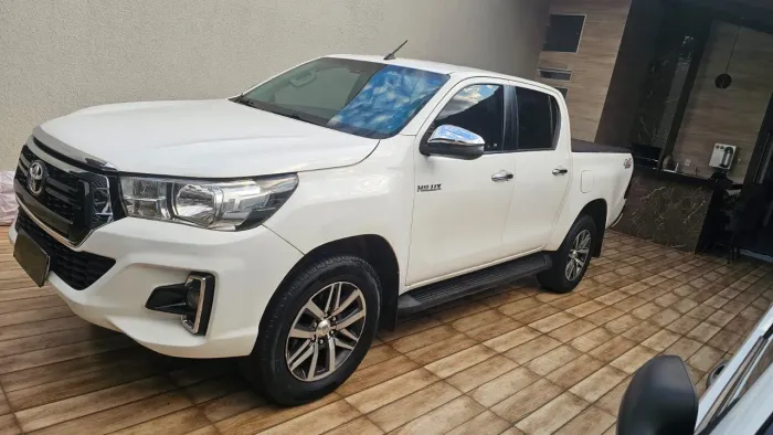 Toyota Hilux CD SRV 4X4 2.8 TDI Diesel Aut. 2019