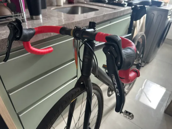 Bicicleta gravel show (29" aro, quadro 54)