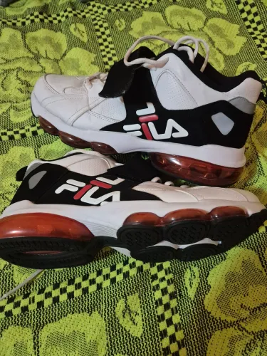 TÊNIS FILA NUMERO 47