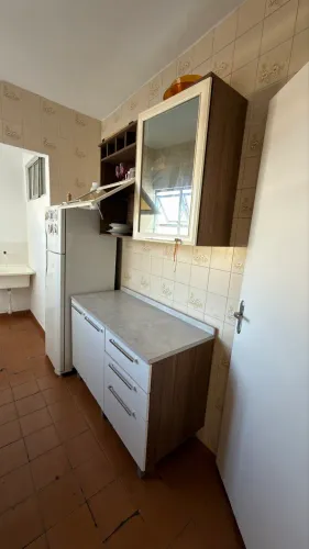 Armário de cozinha aéreo e balcão