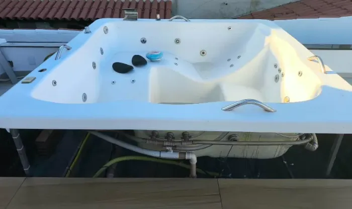 Spa Jacuzzi Quadrado Napole (5 pessoas) c/ Cromoterapia