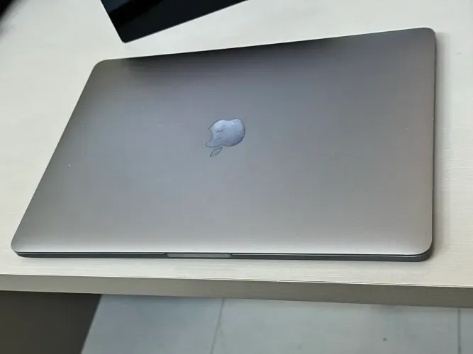 MacBook PRO 512GB