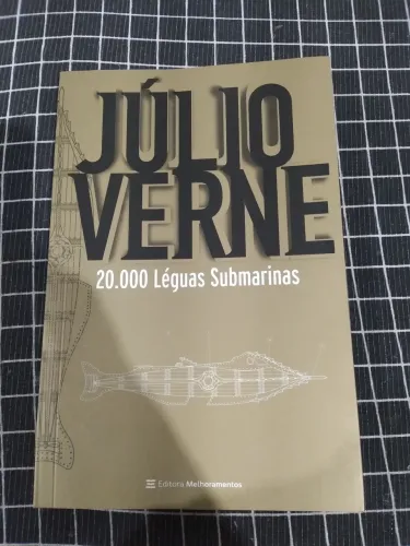 20.000 Léguas Submarinas , Júlio Verne
