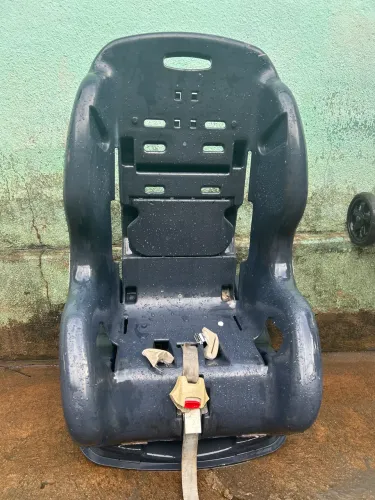 Cadeira de bebê Burigoto usada