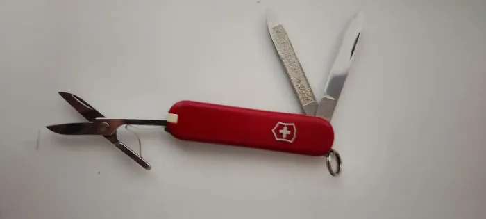 Canivete victorinox SD vermelho 1980 com bainha e caixa original