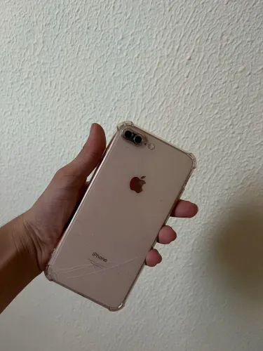 iphone 8 Plus - 64gb