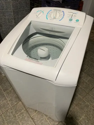 Vendo Máquina de lavar Eletrolux 9kg
