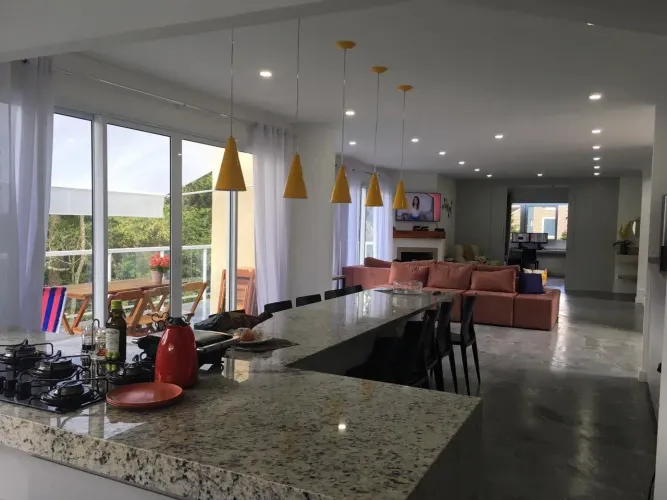 Casa à venda no Condominio Fechado em Campos do Jordão - SP