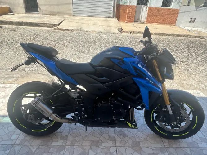 SUZUKI GSX - S750!!!
