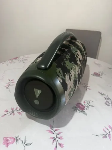 Caixa JBL