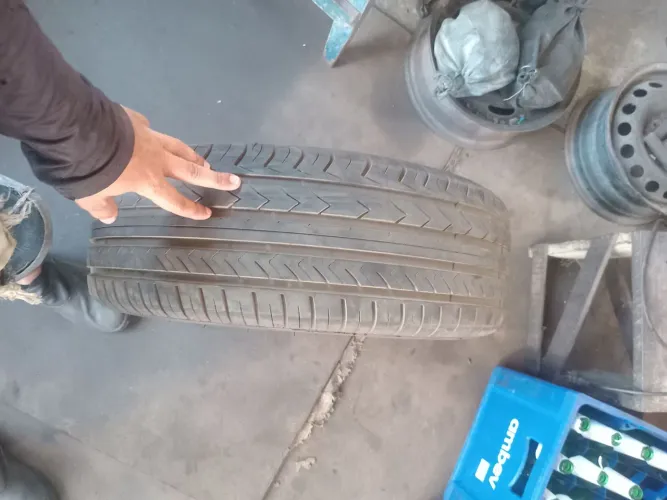Pneus aro 17 205/55