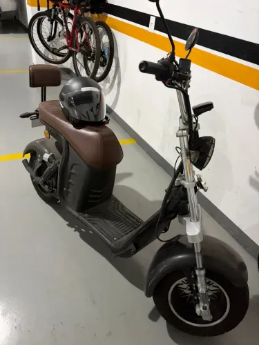 Moto Elétrica seminova em perfeito estado