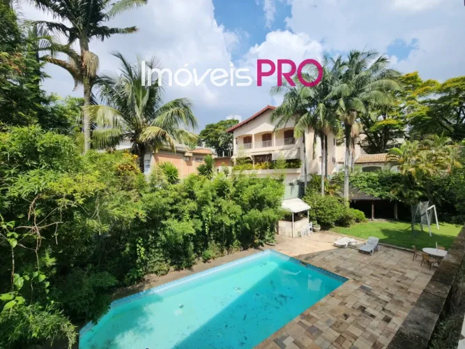 Casa a venda ou locacao ao lado do Hospital Einstein Morumbi,950m2, piscina, quadra,4 dorm