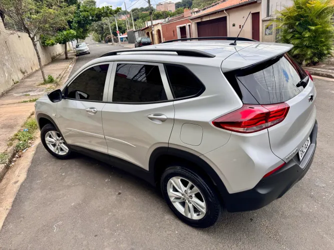 Tracker 2022 1.0 turbo segundo dono