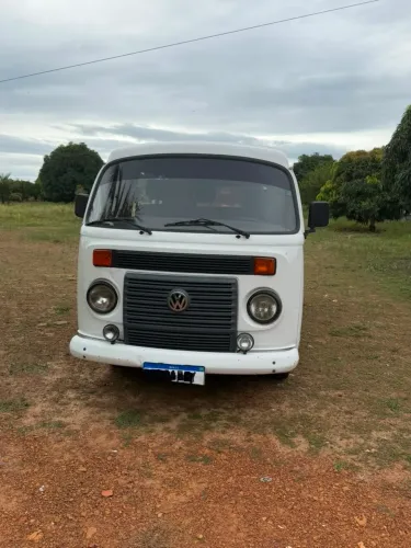 Volkswagen Kombi Standard 1.4 MI Total Flex 8V 2013