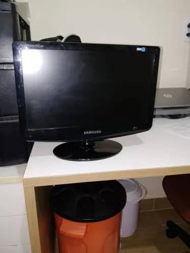 Monitor SAMSUNG 16" VGA