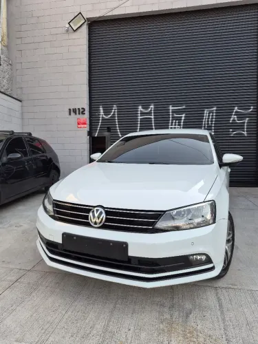 Volkswagen Jetta Comfortline 1.4 TSI 16V 4P Aut. 2016