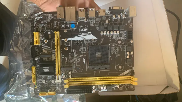 Placa mãe AM4 A320