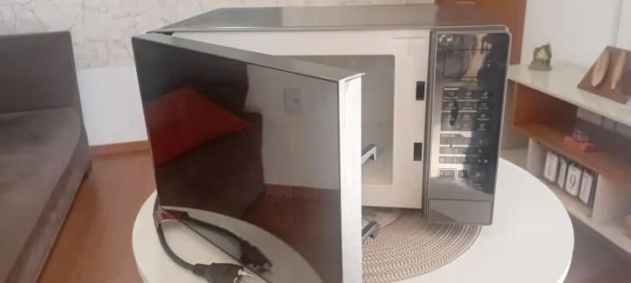 Micro-ondas MIDEA