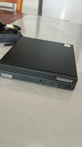 Mini PC Lenovo ThinkCentre M70q | Core i5 10ª Geração | Wi Fi 6 | SSD