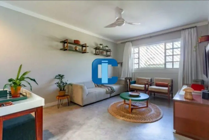 Sobrado à Venda na Vila Romana 140 m² | 3 Dormitórios | 1 Suíte | 1 Vaga
