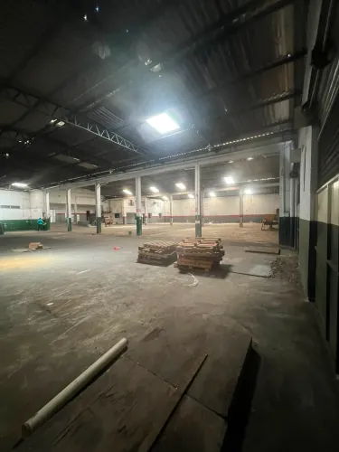 Galpão Comercial de 750 m² à Venda no setor Aeroviário - Goiânia - GO