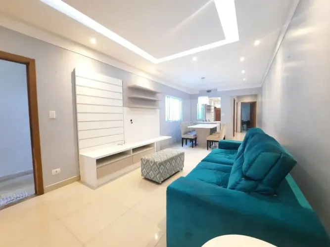 Sobrado para venda possui 172 metros quadrados com 3 quartos em Guilhermina - Praia Grande