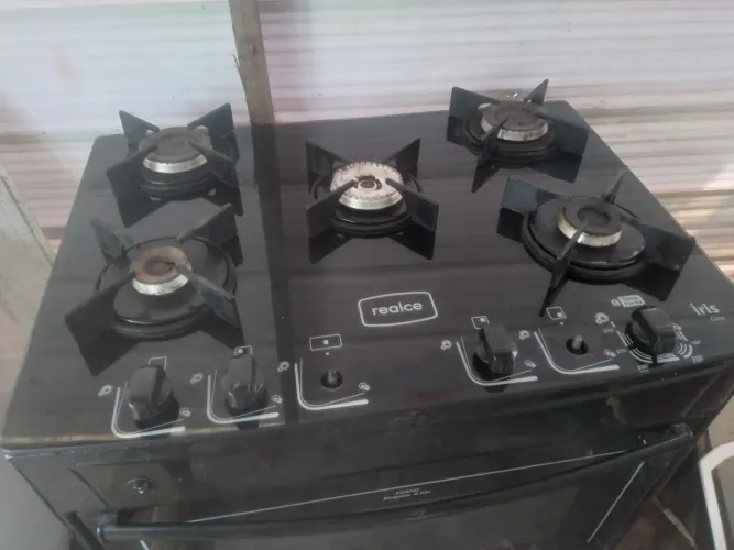 Vende-se um fogão 5 bocas