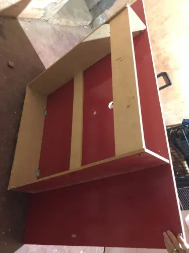 Vendo painel de TV valor 100 reais retirada no céu azul