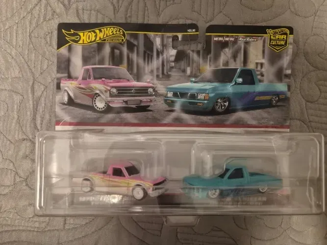 Hotwheels - Car Culture - 1975 Datsun Sunny & 93 Nissan Hardbody (D21)