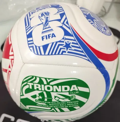 Bola de Futebol Campo Adidas Trionda Copa do Mundo 2026 Club - Branco