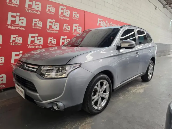 Mitsubishi Outlander 3.0/ GT 3.0 V6 Aut. 2015