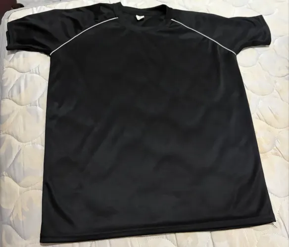 Blusa de academia - Tamanho M - Nova 