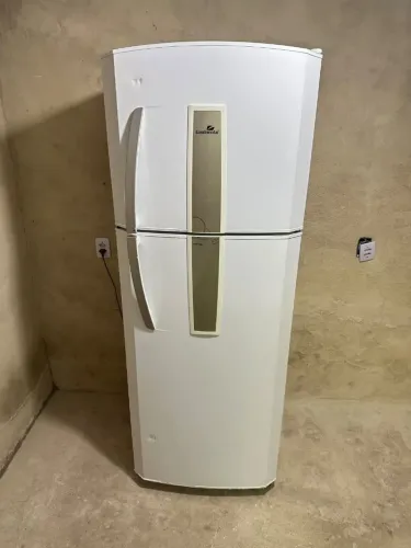 Geladeira Continental frostfree 440 litros