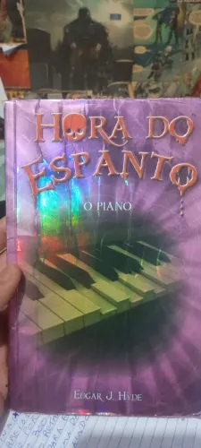 Hora do espanto Livro O Piano
