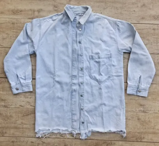 Jaqueta/Camisão Jeans masculino Zara tamanho P veste M