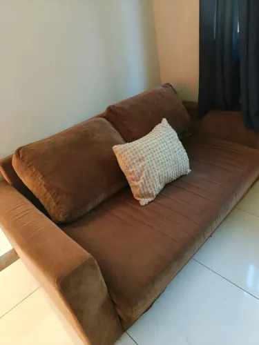 Sofá-cama excelente