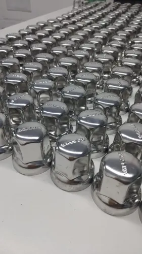 CAPA DE PORCA 33 SCANIA DE INOX ORIGINAL 