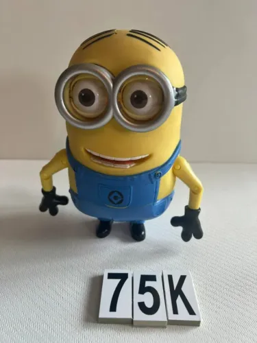 Minion Thinkway Toys eletronico 