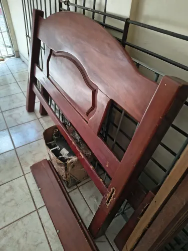 Cama 300 reais com colchão