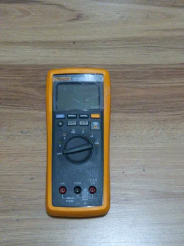Multímetro Fluke 3000 TRUE MULTIMETER