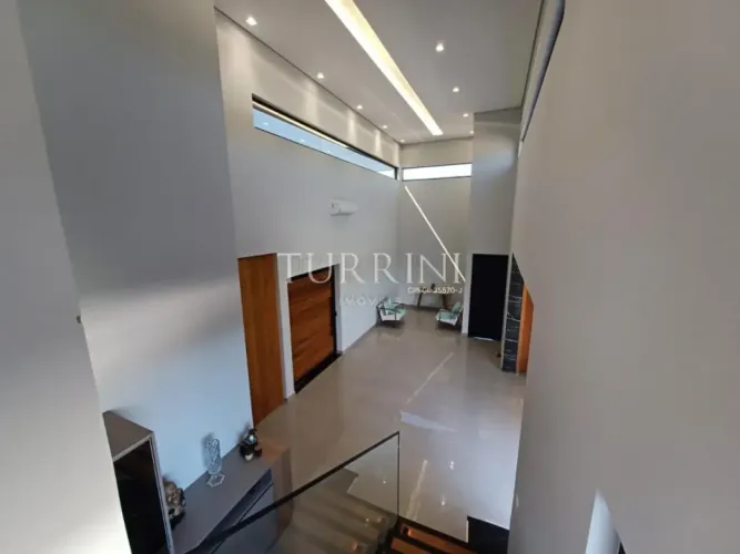 Casa a venda no condomínio Villa de Leon em Piratininga -SP.