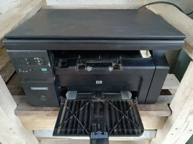 Vendo impressora multifuncional hp laserjet m1132 mfp funcionando, folha teste nas fotos.